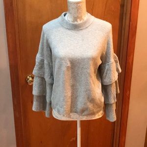 Who What Wear ruffle sleeve sweater. Size XS